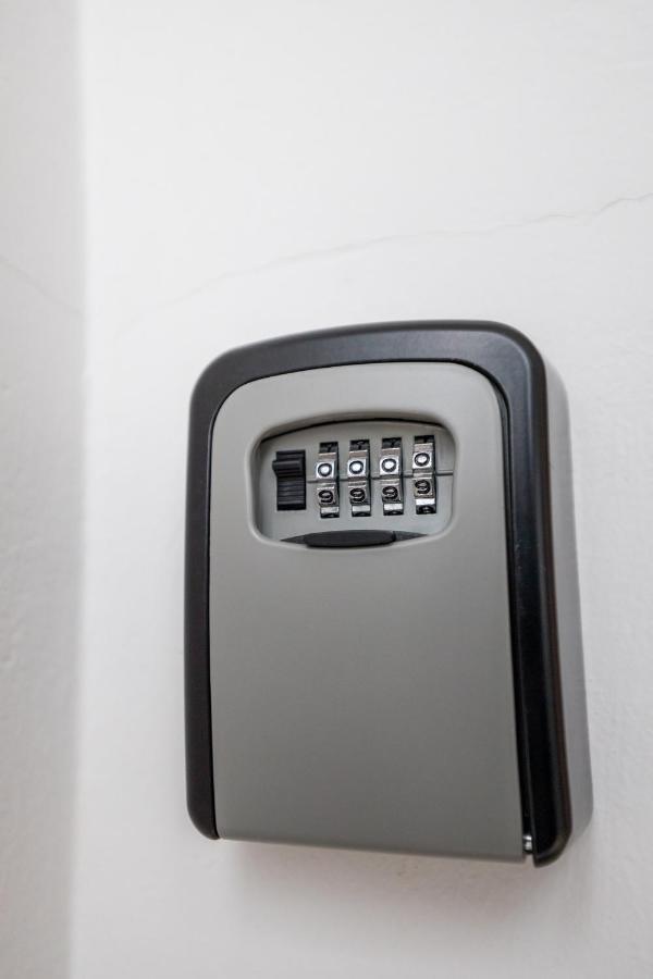 Apartman Iris 2 -Rijekaアパートメント エクステリア 写真